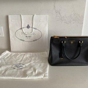 Prada Galleria Saffiano Leather Large Bag - Black